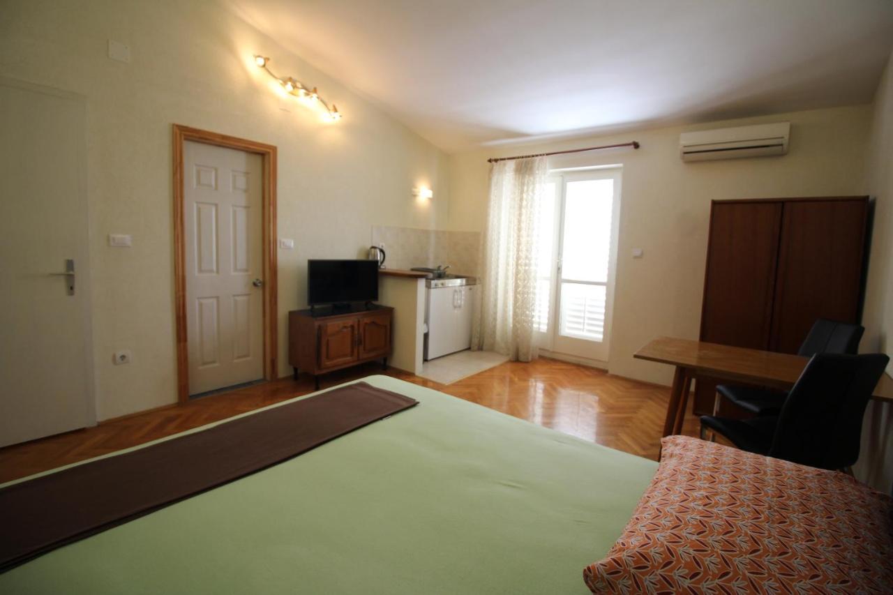 Apartament Makarska Centre & Free Private Parking Zewnętrze zdjęcie