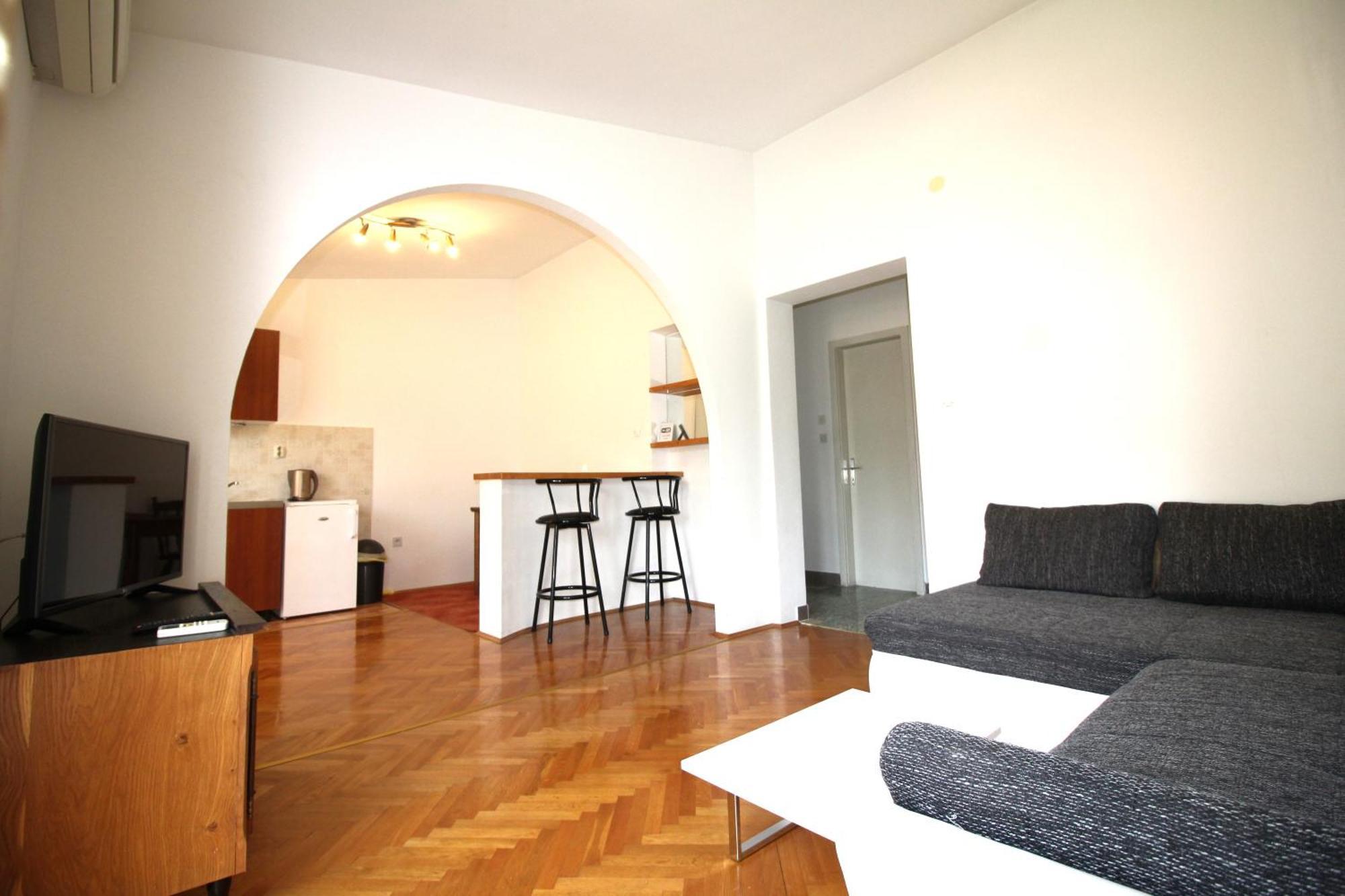 Apartament Makarska Centre & Free Private Parking Zewnętrze zdjęcie
